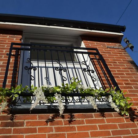 Frinton Escapes - The Cottage Room photo