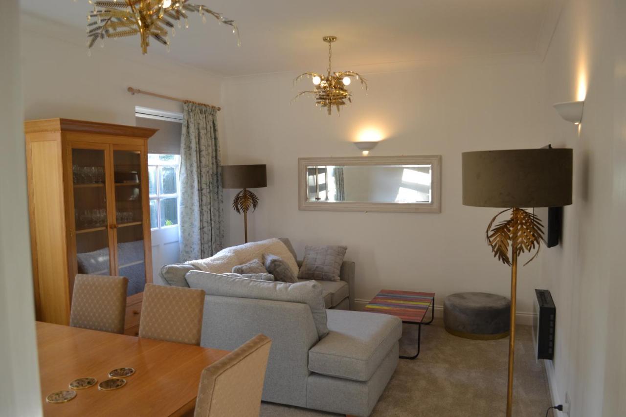Frinton Escapes - The Cottage Exterior photo