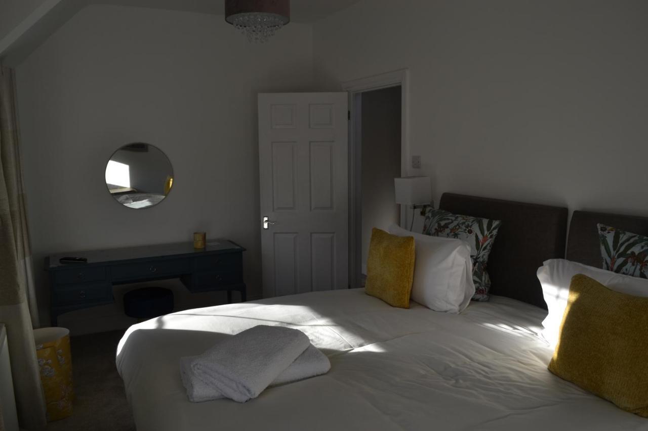 Frinton Escapes - The Cottage Exterior photo